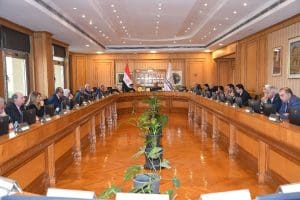 رئيس جامعة حلوان يؤكد ضرورة إطلاق منصة للذكاء الاصطناعي لمواكبة متطلبات العصر 2 FB IMG 1764847461194 جامعة حلوان رئيس جامعة حلوان يؤكد ضرورة إطلاق منصة للذكاء الاصطناعي لمواكبة متطلبات العصر موقع في الجامعة