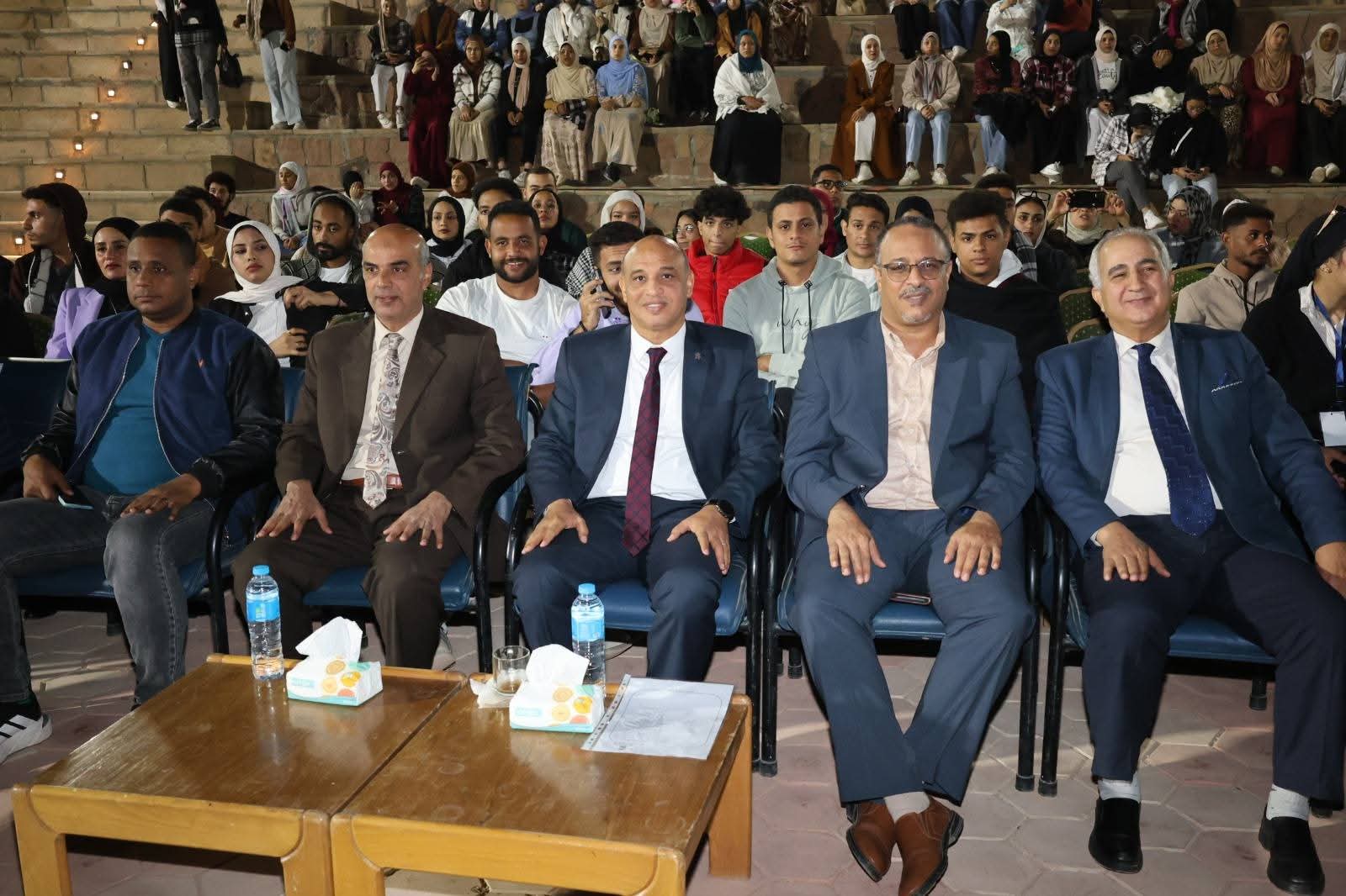 FB IMG 1764892795967 جامعة قنا جامعة قنا تشهد ختام فعاليات الملتقى الفني الثالث والعشرين لشباب الجامعات موقع في الجامعة