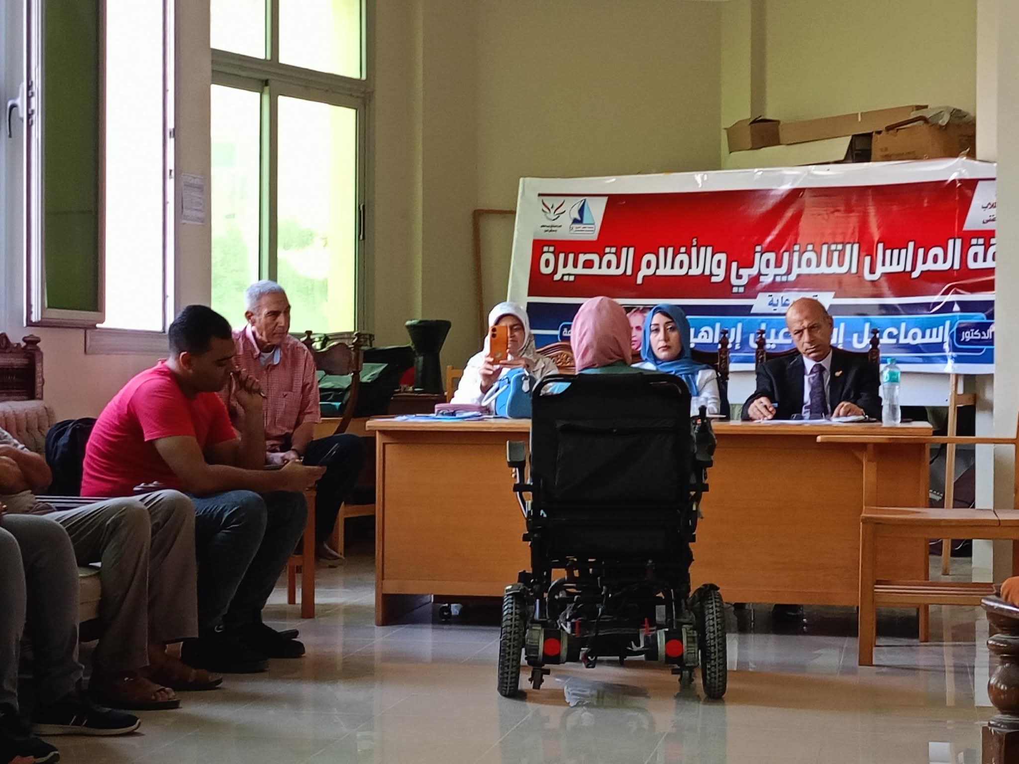 FB IMG 1765045924986 جامعة كفر الشيخ جامعة كفر الشيخ تطلق مسابقتي المراسل التلفزيوني والأفلام القصيرة لتعزيز مهارات الطلاب موقع في الجامعة