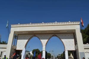رئيس جامعة الأزهر ونائبه للوجه القبلي يفتتحان البوابة الرئيسية الجديدة لفرع الجامعة للوجه القبلي بأسيوط 4 FB IMG 1765278987493 جامعة الأزهر رئيس جامعة الأزهر ونائبه للوجه القبلي يفتتحان البوابة الرئيسية الجديدة لفرع الجامعة للوجه القبلي بأسيوط موقع في الجامعة