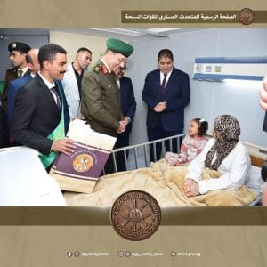 FB IMG 1765301840697 جامعة القاهرة في زيارة إنسانية مشتركة.. الدفاع الشعبي والعسكري وجامعة القاهرة يدعمون أطفال مستشفى أبو الريش| صور موقع في الجامعة