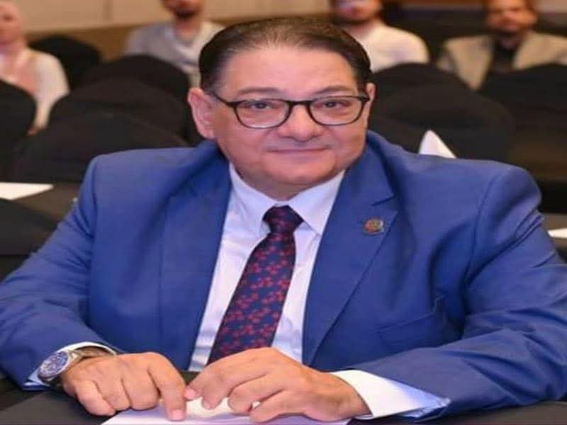 FB IMG 1765379656151 تعيين تعيين الدكتور طارق يوسف وكيلا لطب عين شمس للدراسات العليا.. وهالة سويد لخدمة البيئة موقع في الجامعة