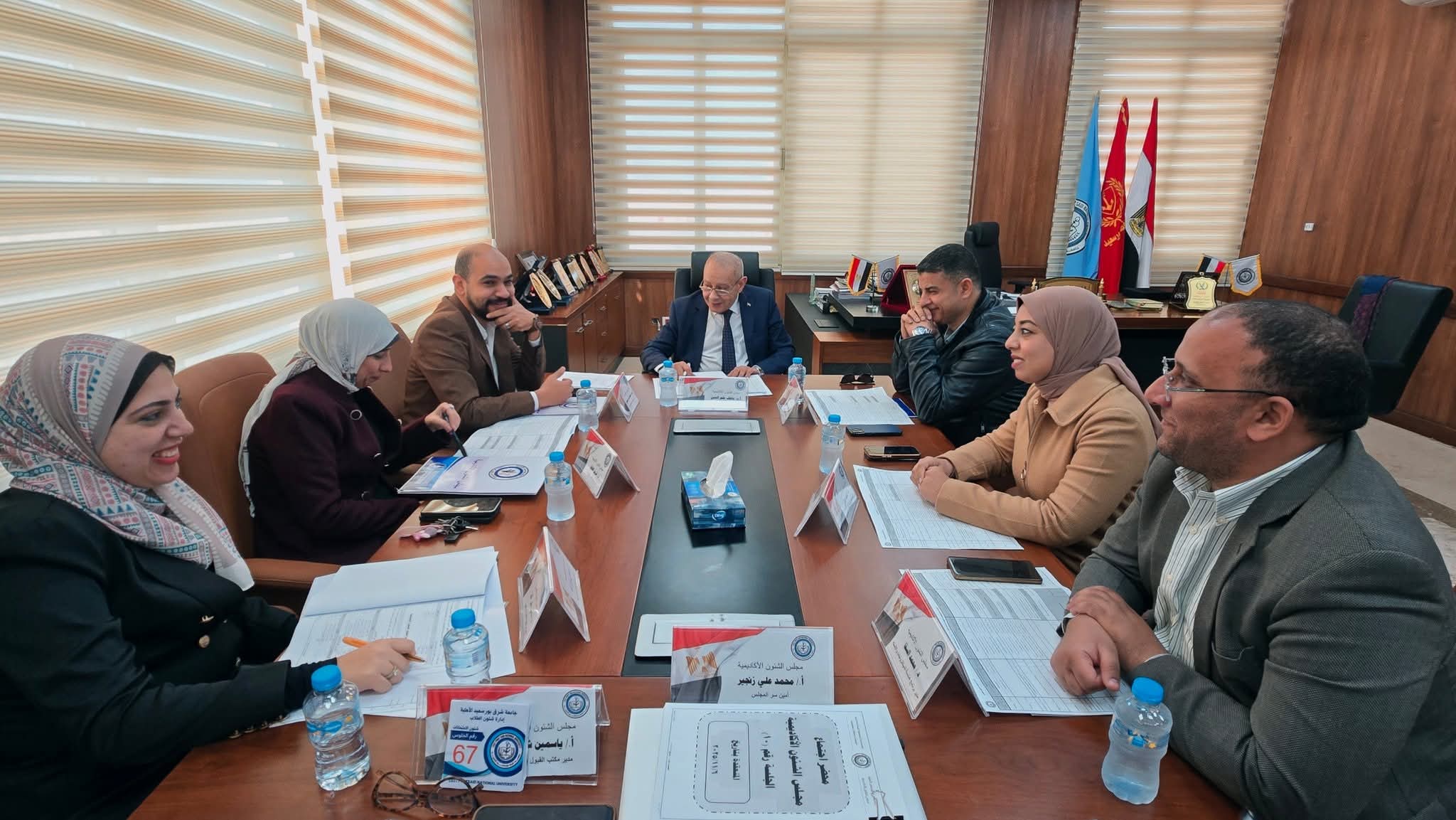 FB IMG 1765480692104 الفصل جامعة شرق بورسعيد الأهلية تستعرض ترتيبات امتحانات الفصل الدراسي الأول موقع في الجامعة