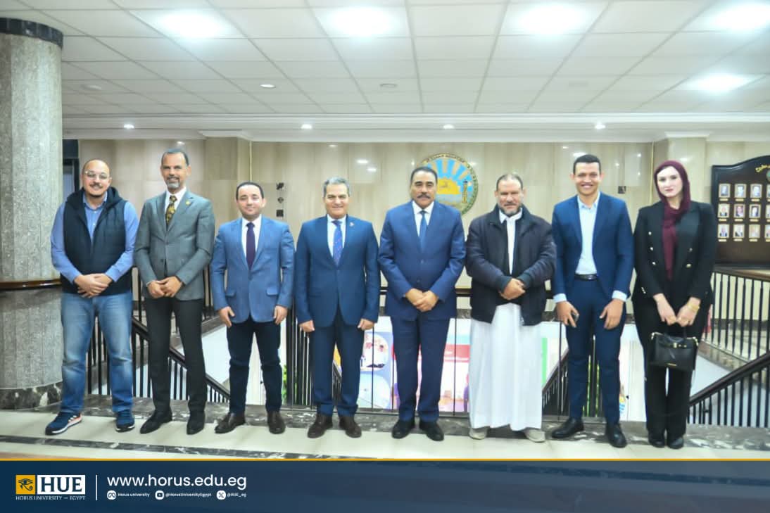 FB IMG 1765660587520 عين قافلة طبية شاملة من جامعة حورس لخدمة أهالي واحة سيوة برعاية محافظ مطروح.. تفاصيل موقع في الجامعة