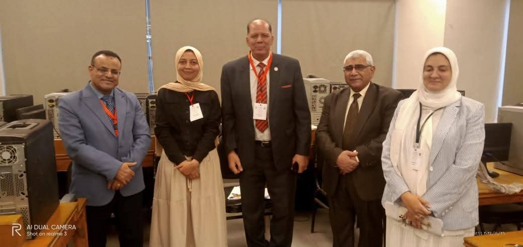 FB IMG 1765731249648 معايير طلاب جامعة المنوفية الأهلية يشاركون بفاعلية في ملتقى العلوم بجامعة طنطا موقع في الجامعة