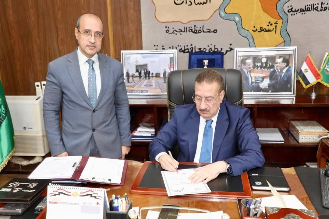 FB IMG 1765742578390 التعليم المدمج بجامعة القاهرة المنوفية تعتمد جداول امتحانات الفصل الأول 2026 وتكثف الاستعدادات لتأمين لجان الطلاب موقع في الجامعة