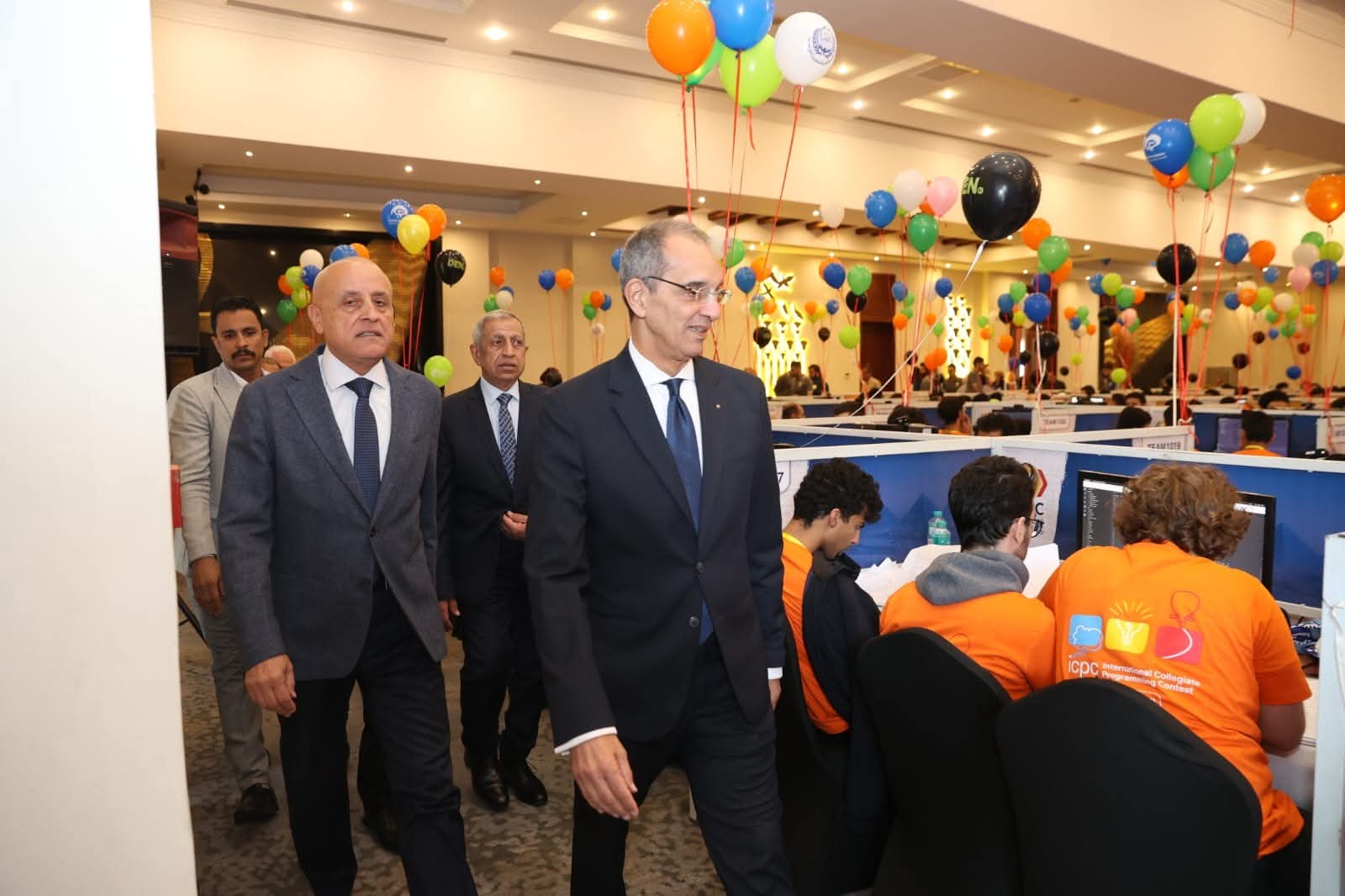 FB IMG 1765745043168 الاتصالات وزير الاتصالات يشهد ختام منافسات المسابقة العربية الأفريقية للبرمجيات ACPC موقع في الجامعة