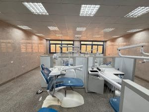 FB IMG 1765799197987 جامعة سوهاج جامعة سوهاج تطلق 100 عملية زراعة وتأهيل للفم بمستشفى طب الأسنان ضمن مبادرة "أجمل ابتسامة"| صور موقع في الجامعة