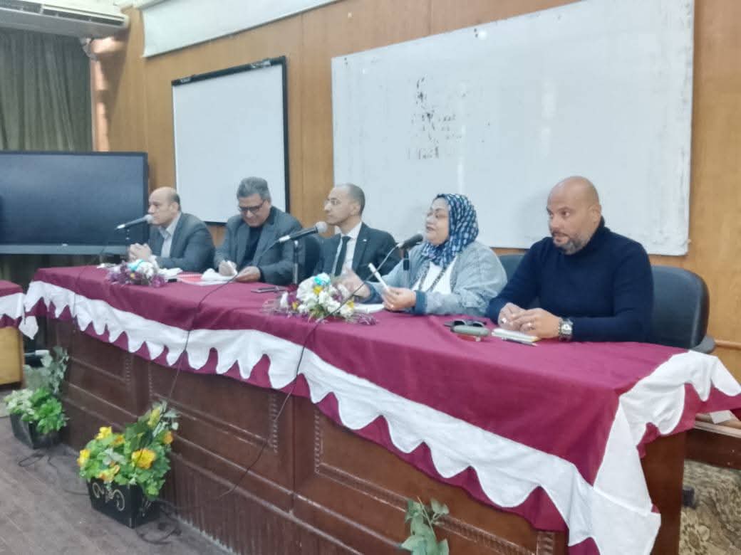 FB IMG 1765817678569 الشباب يضم ورش تدريبية متنوعة.. جامعة الزقازيق تدشن مركز القيادات والاتحادات الطلابية موقع في الجامعة