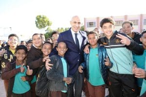 وزير التعليم ومحافظ أسوان في جولة ميدانية بمدرسة الشهيد عمرو فريد لمتابعة الانضباط وسير الدراسة 5 FB IMG 1765871975397 تعليم وزير التعليم ومحافظ أسوان في جولة ميدانية بمدرسة الشهيد عمرو فريد لمتابعة الانضباط وسير الدراسة موقع في الجامعة