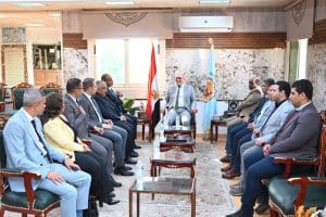 رئيس جامعة سوهاج ومحافظ روتاري مصر يبحثان شراكة طبية لدعم المشروعات والقوافل وإنهاء قوائم الانتظار 3 FB IMG 1765886968637 جامعة سوهاج رئيس جامعة سوهاج ومحافظ روتاري مصر يبحثان شراكة طبية لدعم المشروعات والقوافل وإنهاء قوائم الانتظار موقع في الجامعة