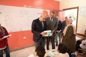 FB IMG 1765895103517 محافظ وزير التعليم ومحافظ أسوان يطلعان على سير الدراسة بالمدارس المصرية اليابانية موقع في الجامعة