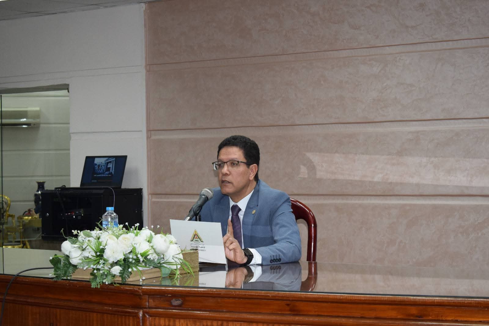 FB IMG 1765988493185 جامعات حكومية رئيس جامعة بنها: حريصون على بناء قدرات شباب الباحثين ومعانى أعضاء هيئة التدريس  موقع في الجامعة