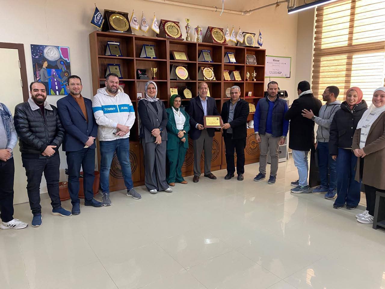 FB IMG 1766505370382 طنطا جامعة المنصورة الأهلية تعقد ندوة هندسية بالتعاون مع شركة برناسوس لدعم التعليم التطبيقي موقع في الجامعة