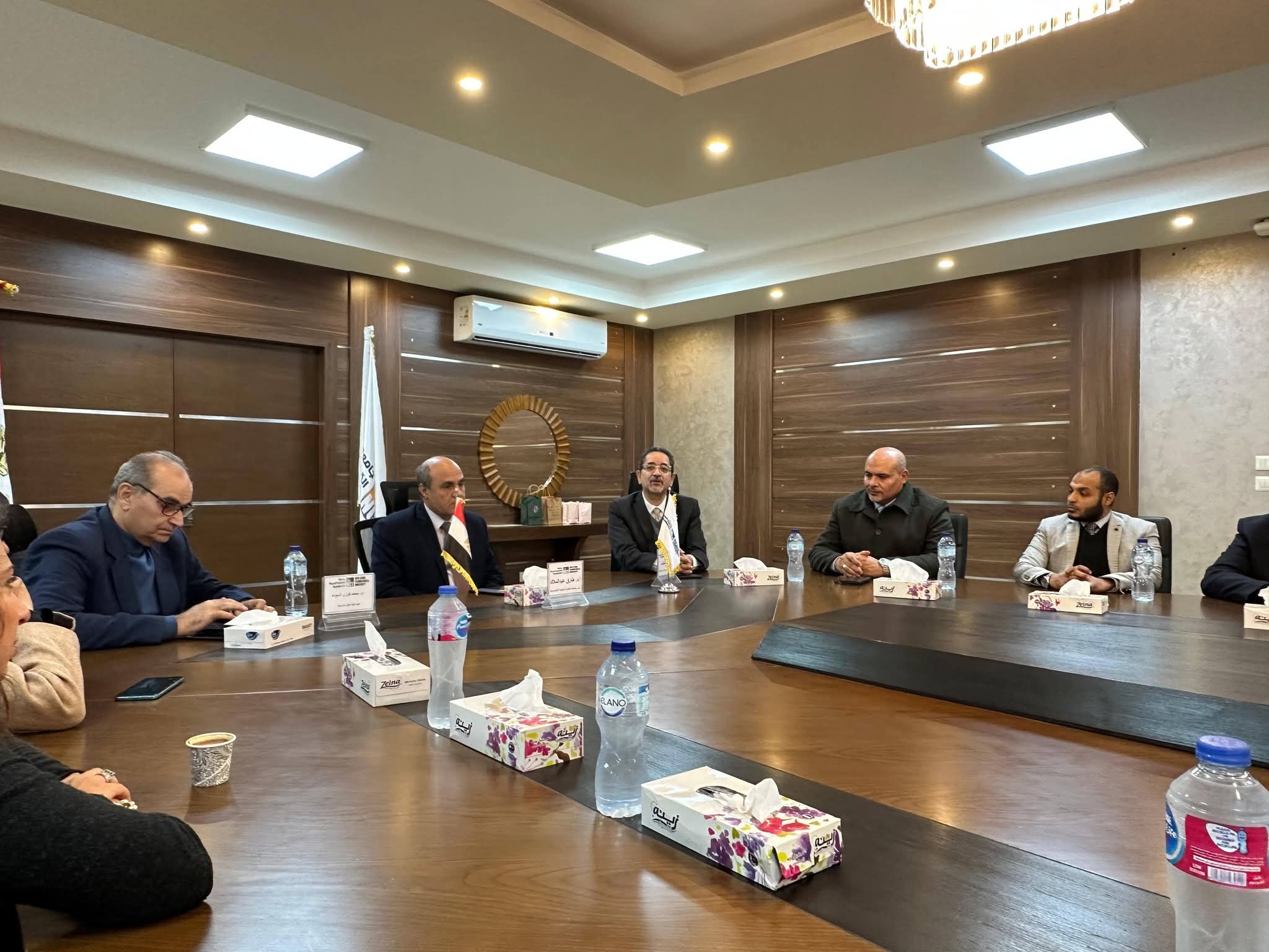 FB IMG 1766572779867 جامعة القاهرة جامعة القاهرة الجديدة التكنولوجية تتصدر مسابقة أفضل جامعة صديقة للبيئة وتكرم فريق العمل المتميز موقع في الجامعة