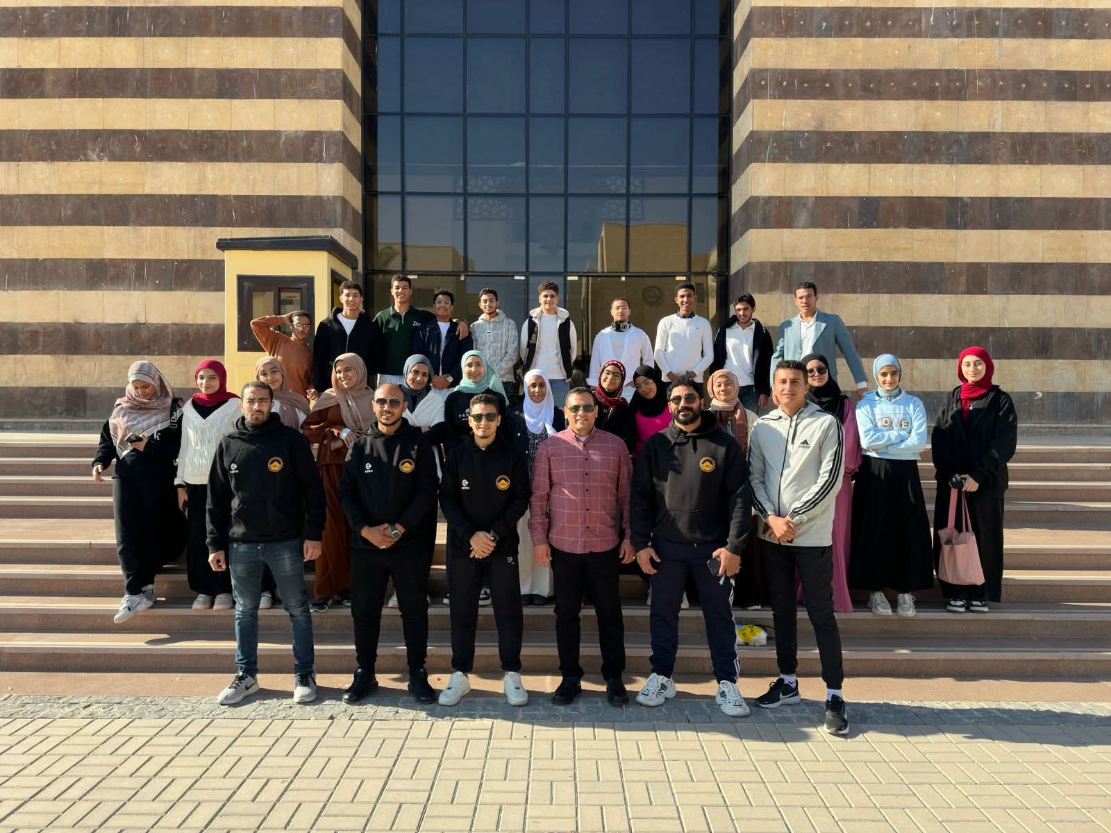 FB IMG 1766596003710 جامعة الملك سلمان تعاون بين جامعة الملك سلمان ومديرية الشباب والرياضة بجنوب سيناء لتعزيز الوعي بالمشروعات القومية موقع في الجامعة