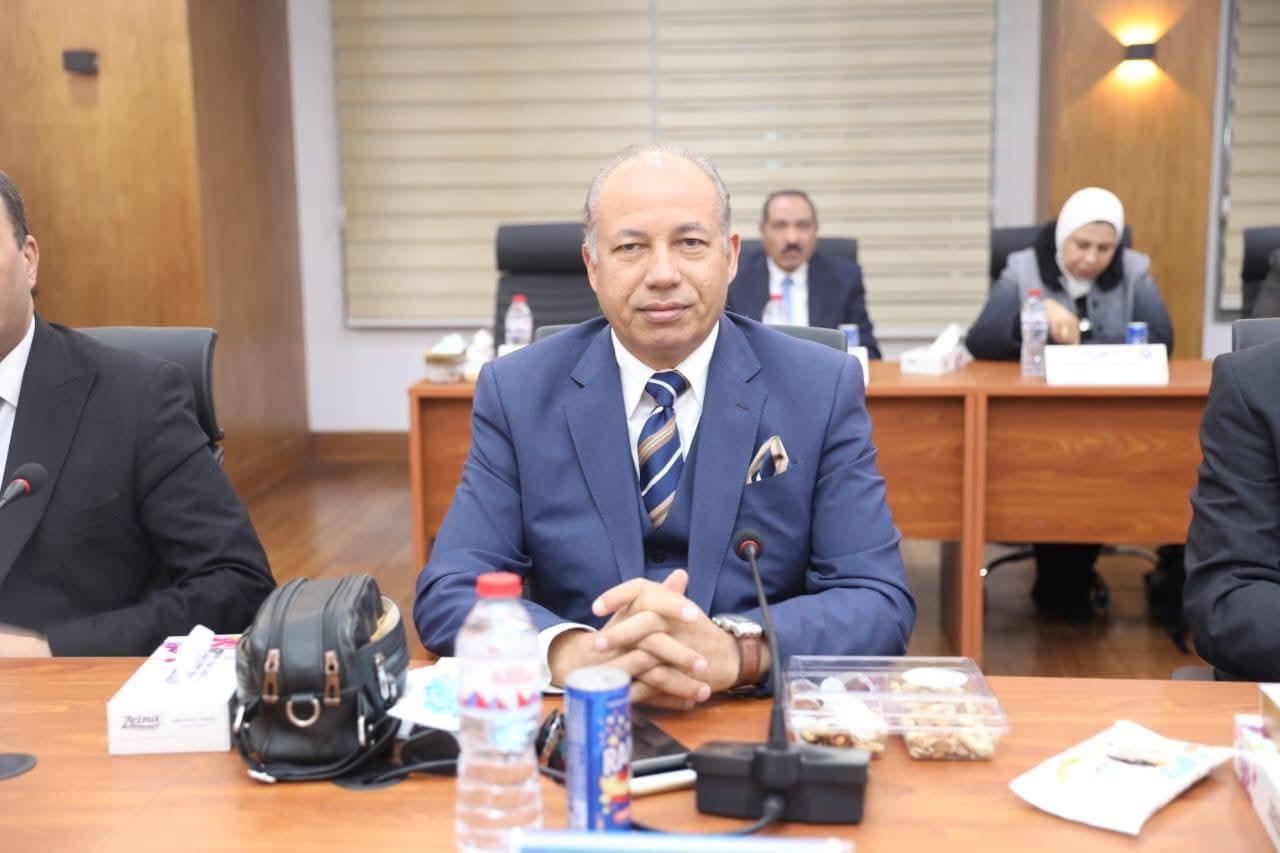 FB IMG 1766850828476 جامعة سوهاج الأهلية جامعة المنصورة تشارك في اجتماع المجلس الأعلى للجامعات لتعزيز الابتكار والتعليم المستدام موقع في الجامعة
