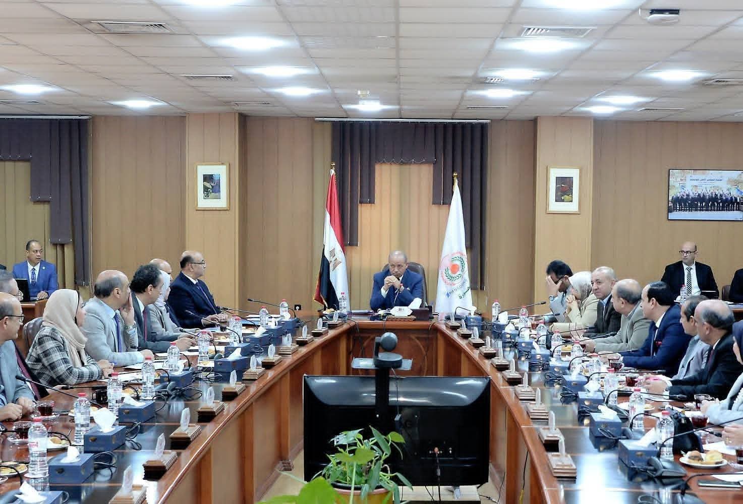 FB IMG 1766936300089 جامعة المنصورة جامعة المنصورة تطلق أول جائزة جامعية متكاملة لريادة الأعمال وتحويل الأفكار إلى شركات ناشئة موقع في الجامعة