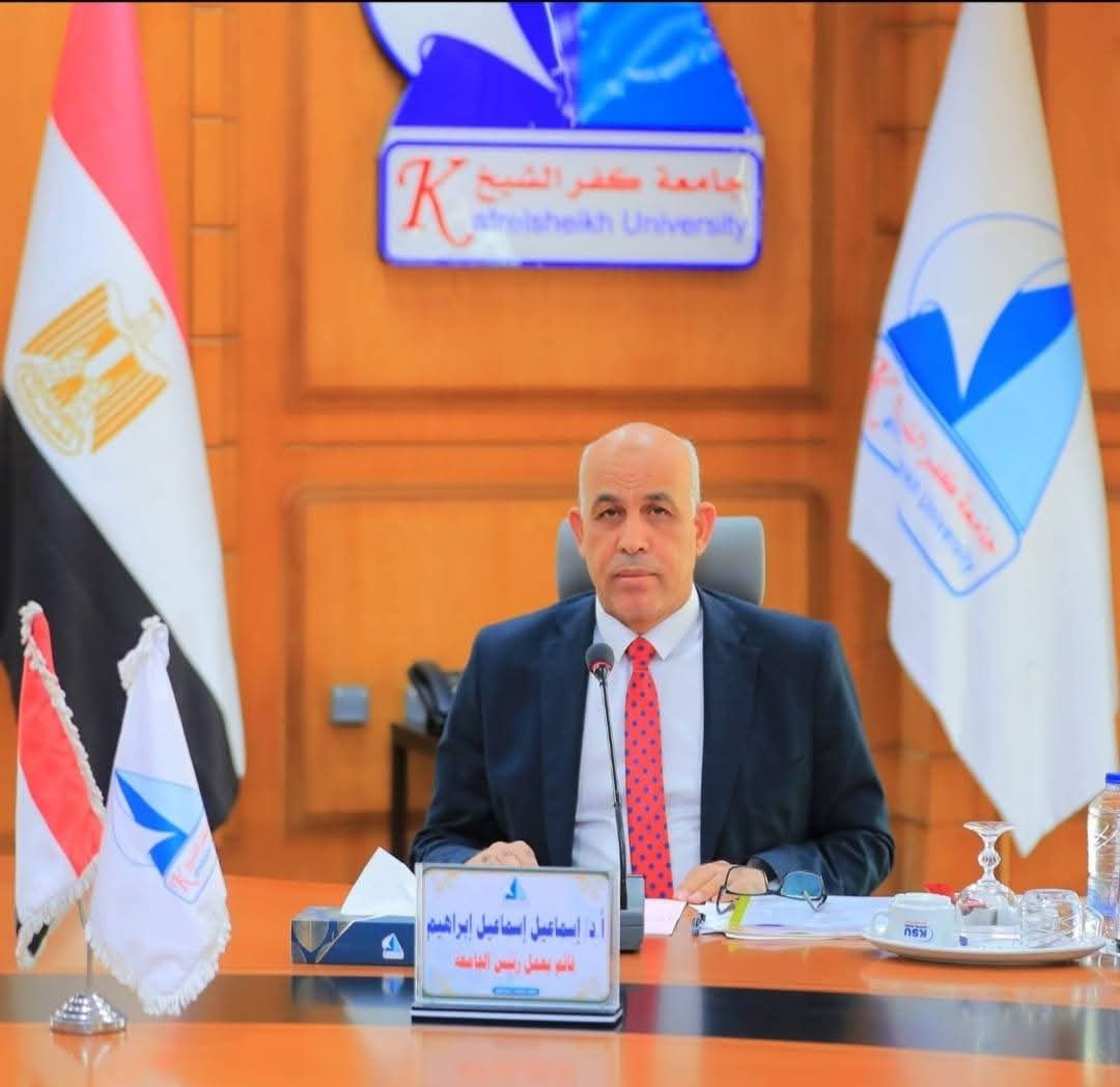 FB IMG 1766939635889 الأنشطة الطلابية بكليات جامعة القاهرة جامعة كفر الشيخ تنظم دورة لتنمية وصقل المهارات الكشفية والإرشادية للجوالة موقع في الجامعة