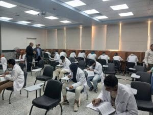 FB IMG 1766944228250 امتحان انتظام امتحانات الفرقة الأولى طب وجراحة بجامعة جنوب الوادي الأهلية في أجواء منظمة وآمنة موقع في الجامعة