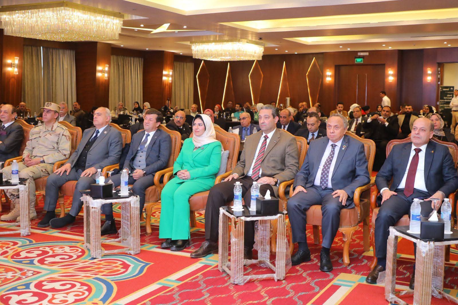 FB IMG 1767040089570 جامعة دمياط جامعة دمياط تشارك في انطلاق أسبوع التنمية المستدامة 2025 - 2026 موقع في الجامعة