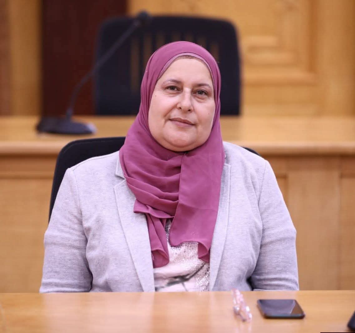FB IMG 1767180915911 تمريض طالبات تمريض جامعة الأزهر يطلقن نموذج "طمأنينة" للكشف المبكر عن سرطان الثدي موقع في الجامعة