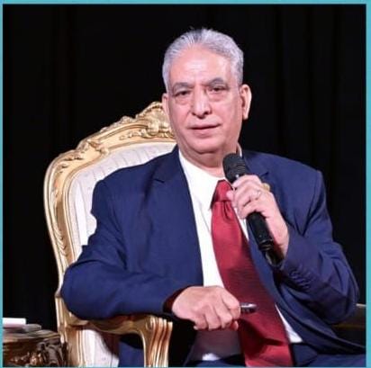 IMG 20251203 WA0034 جامعة القاهرة عميد آثار القاهرة يستعرض ملحمة نقل وترميم 400 قطعة أثرية ضخمة للمتحف المصري الكبير موقع في الجامعة