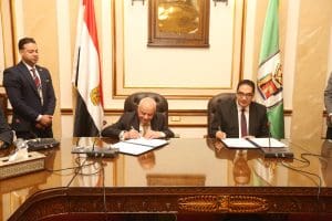 الجامعات الأوروبية بالعاصمة الإدارية " EUE" وحقوق القاهرة يوقعان بروتوكول تعاون لتعزيز التعليم القانوني وربطه بالنظام القضائي المصري 2 IMG 20251203 WA0039 الجامعات الجامعات الأوروبية بالعاصمة الإدارية " EUE" وحقوق القاهرة يوقعان بروتوكول تعاون لتعزيز التعليم القانوني وربطه بالنظام القضائي المصري موقع في الجامعة