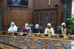 شيخ الأزهر يشيد بإتقان طلاب "الإمام الطيب" في حفظ القرآن الكريم بالقراءات العشر ويحثهم على الاجتهاد 2 IMG 20251203 WA0050 الأزهر شيخ الأزهر يشيد بإتقان طلاب "الإمام الطيب" في حفظ القرآن الكريم بالقراءات العشر ويحثهم على الاجتهاد موقع في الجامعة