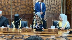 شيخ الأزهر يشيد بإتقان طلاب "الإمام الطيب" في حفظ القرآن الكريم بالقراءات العشر ويحثهم على الاجتهاد 3 IMG 20251203 WA0051 الأزهر شيخ الأزهر يشيد بإتقان طلاب "الإمام الطيب" في حفظ القرآن الكريم بالقراءات العشر ويحثهم على الاجتهاد موقع في الجامعة