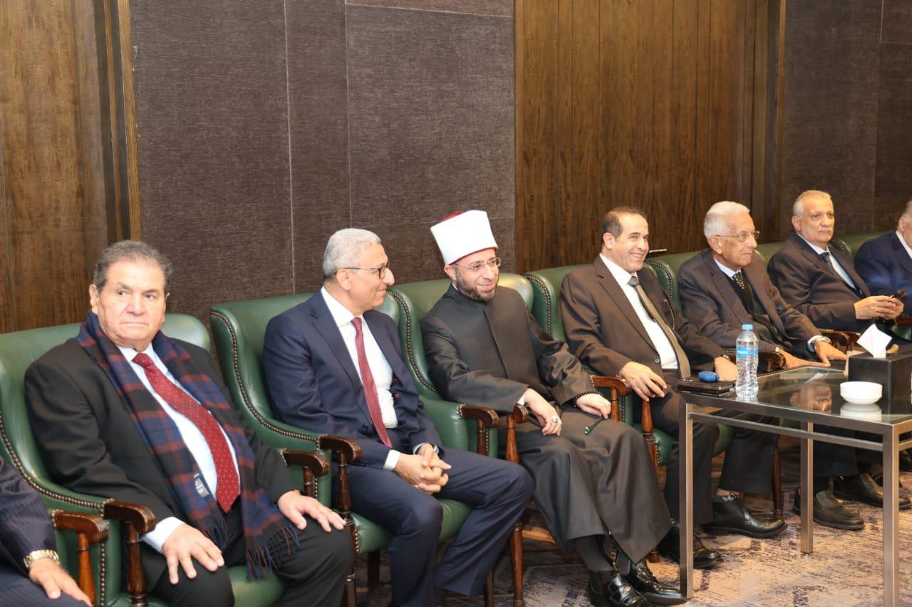 IMG 20251207 WA0030 مستشفى بحضور وزير الأوقاف والشخصيات العامة.. جامعة الدلتا تحتفل بتكريم الفائزين بجائزة الدكتور محمد ربيع ناصر موقع في الجامعة