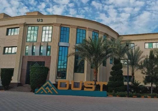 جامعة العبور للعلوم والتكنولوجيا