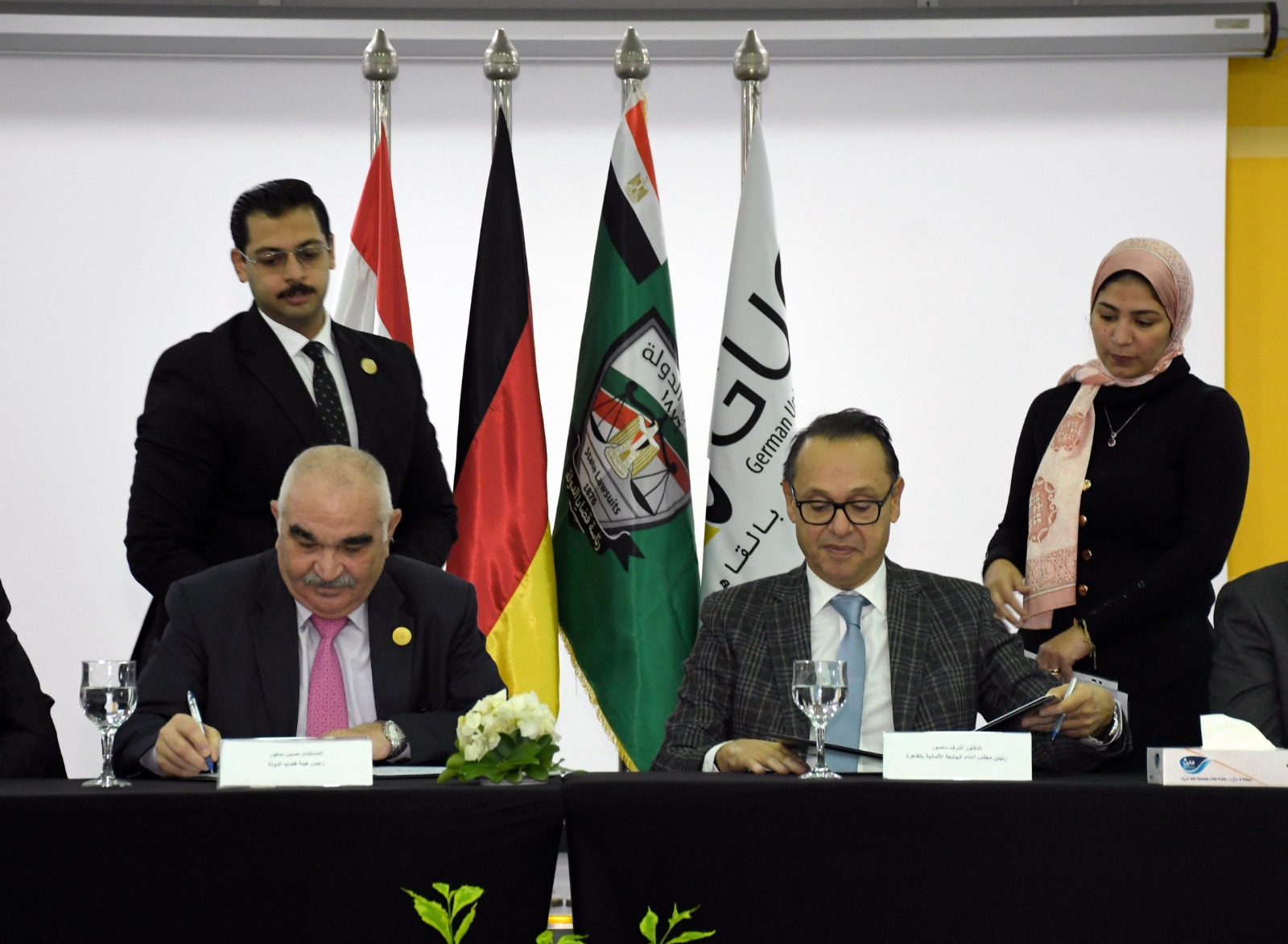 IMG 20251210 WA0052 السويس الجامعة الألمانية بالقاهرة تدعم تطوير المهارات القانونية لطلابها من خلال تعاونها مع هيئة قضايا الدولة  موقع في الجامعة