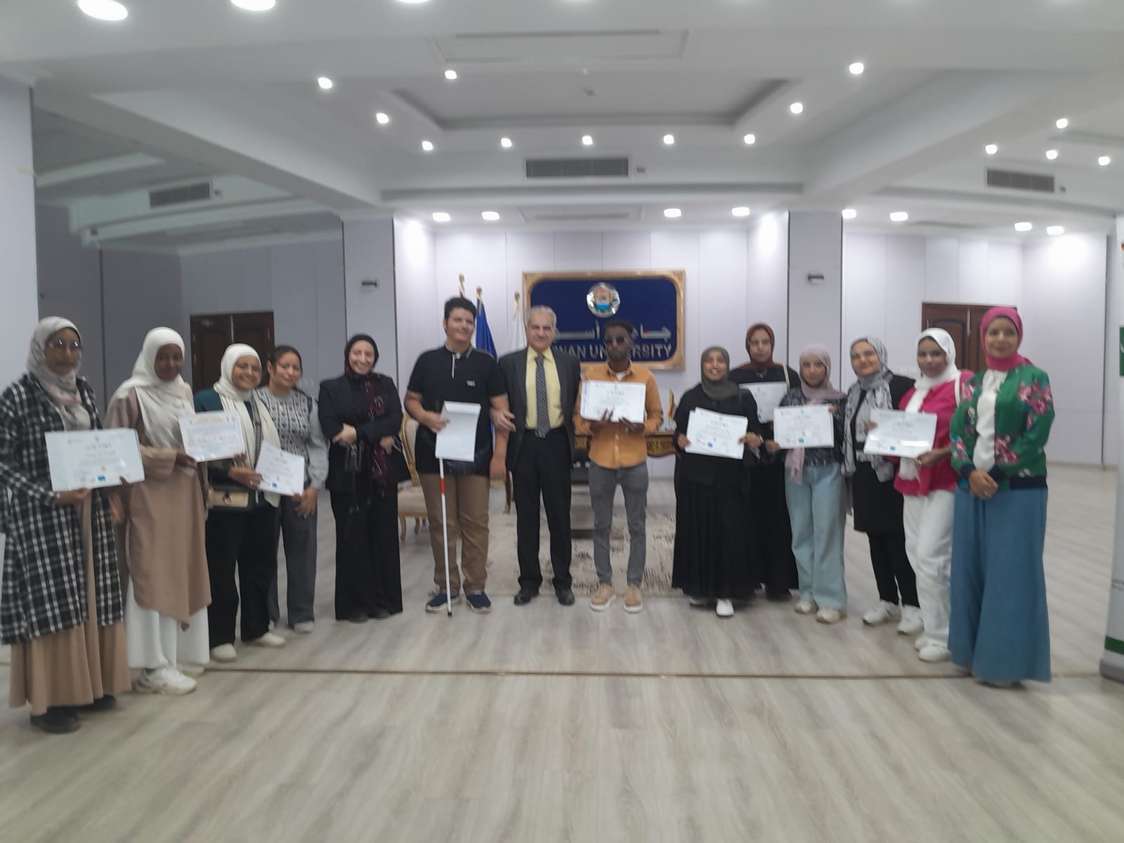 IMG 20251210 WA0060 جامعة أسوان جامعة أسوان تختتم مبادرة «تمكين» بتكريم الداعمين لطلاب ذوي الإعاقة موقع في الجامعة