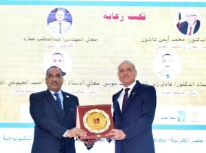 رئيس جامعة طيبة: الجامعة لم تنشأ لتؤدي دورًا تقليديًا بل لتكون قاطرة للتعليم التكنولوجي في الصعيد 2 IMG 20251217 WA0087 طيبة رئيس جامعة طيبة: الجامعة لم تنشأ لتؤدي دورًا تقليديًا بل لتكون قاطرة للتعليم التكنولوجي في الصعيد موقع في الجامعة