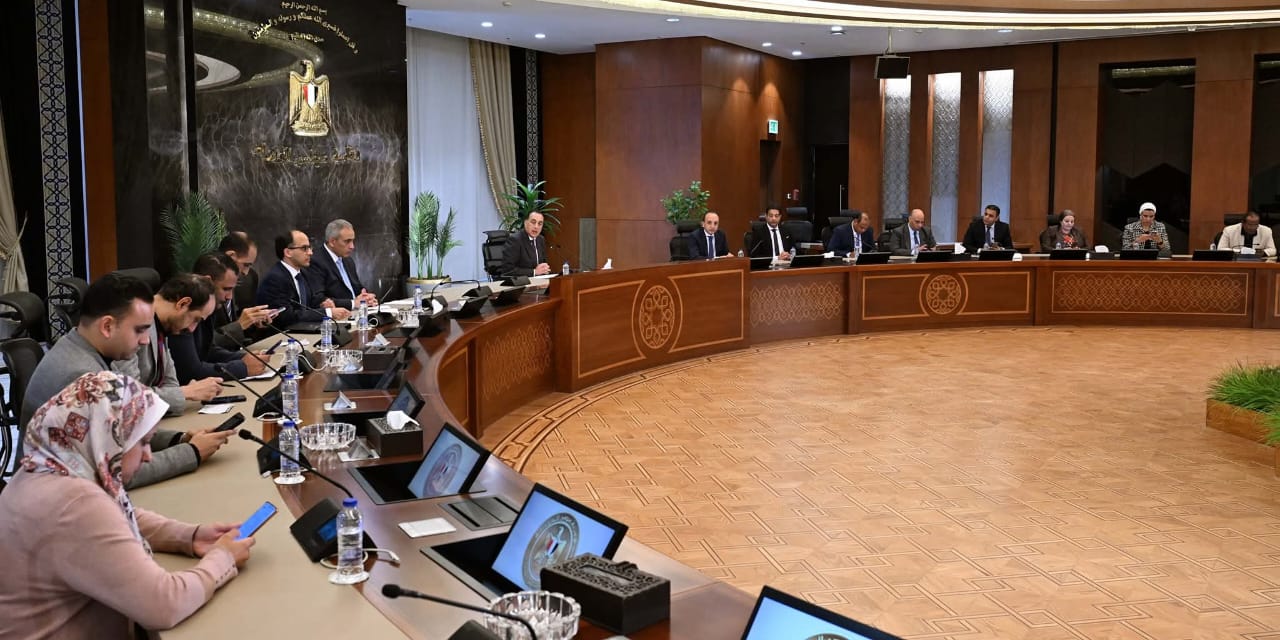 IMG 20251217 WA0588 طيبة رئيس الوزراء يوجه بإدراج قيم الوعي ومناهضة العنف في المناهج التعليمية بالتعاون مع المؤسسات الدينية موقع في الجامعة