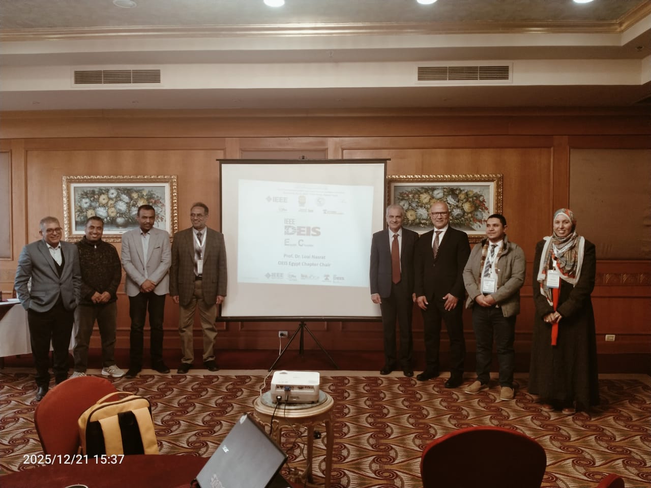 IMG 20251223 WA0034 طالبات جامعة أسوان تعلن خريطة طريق الطاقة الذكية بالشرق الأوسط وأهم توصيات المؤتمر MEPCON 2025 موقع في الجامعة