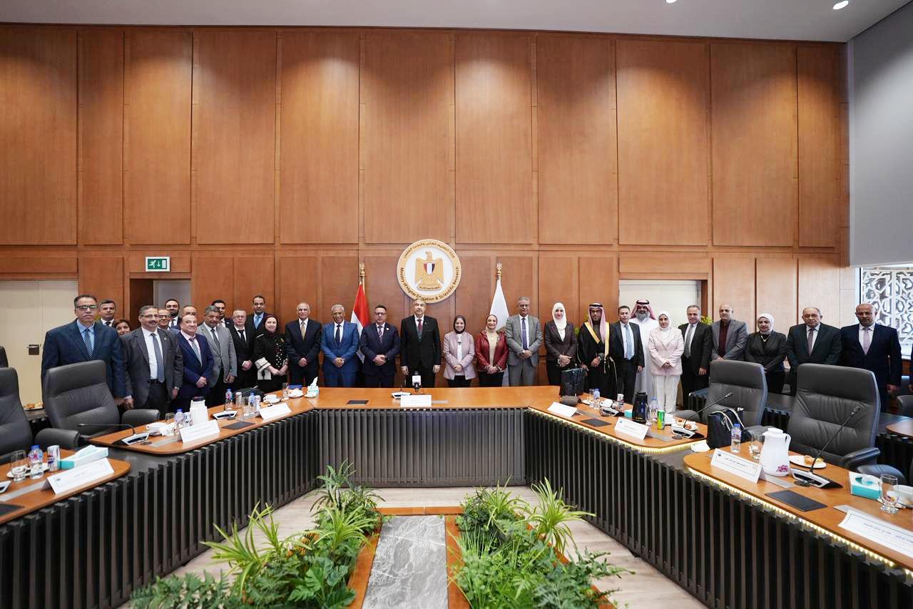 IMG 20251223 WA0135 مؤتمر مصر تتألق في البحث العلمي بالشرق الأوسط وشمال إفريقيا.. 4 مراكز ضمن الأوائل في «سيماجو» موقع في الجامعة