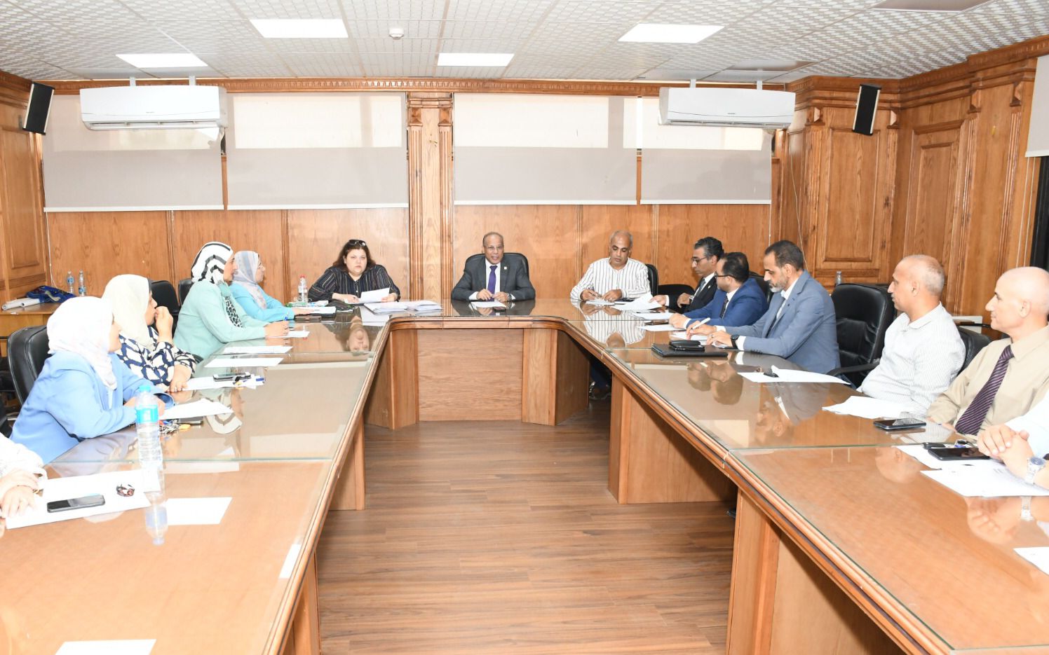 IMG 20251224 WA0073 جامعة قناة السويس حظر الهواتف والنظارات الذكية.. جامعة قناة السويس تعتمد ضوابط امتحانات يناير موقع في الجامعة