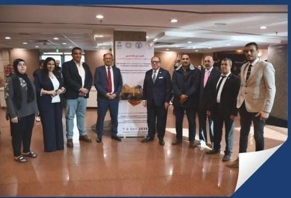 IMG 20251229 WA0088 جامعه العاصمة رئيس جامعه العاصمة يشيد بجهود مجمع الفنون والثقافة في نجاح فعاليات اليوم الذهبي موقع في الجامعة