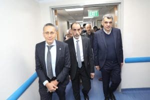جامعة القاهرة وهيئة الهلال الأحمر الإماراتي يعززان التعاون لدعم مرضى الأورام 6 IMG 20251230 WA0021 جامعة القاهرة جامعة القاهرة وهيئة الهلال الأحمر الإماراتي يعززان التعاون لدعم مرضى الأورام موقع في الجامعة