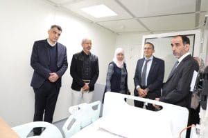 جامعة القاهرة وهيئة الهلال الأحمر الإماراتي يعززان التعاون لدعم مرضى الأورام 4 IMG 20251230 WA0023 جامعة القاهرة جامعة القاهرة وهيئة الهلال الأحمر الإماراتي يعززان التعاون لدعم مرضى الأورام موقع في الجامعة
