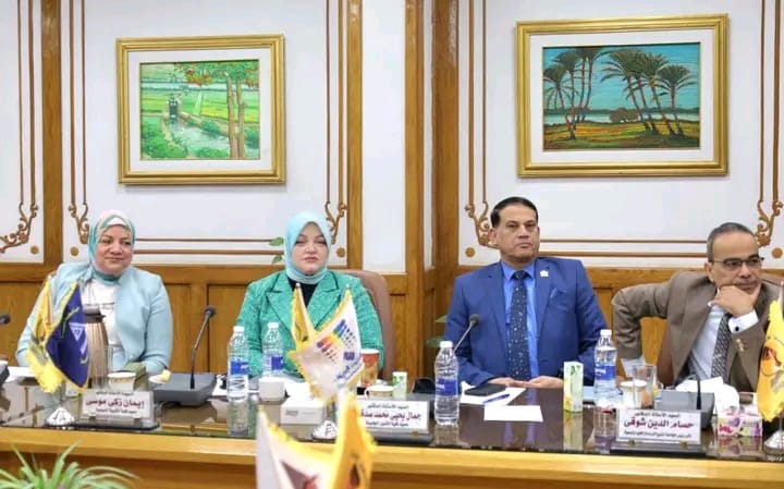 IMG 20251230 WA0159 المنيا المنيا تعتمد شعار الجامعة الجديد إيذانًا بانطلاق احتفالات اليوبيل الذهبي أول يناير موقع في الجامعة