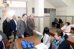 رئيس جامعة المنصورة يتفقد سير امتحانات الفصل الدراسي الأول بكليتي الآداب والتربية النوعية 2 IMG 0069 المنصورة رئيس جامعة المنصورة يتفقد سير امتحانات الفصل الدراسي الأول بكليتي الآداب والتربية النوعية موقع في الجامعة