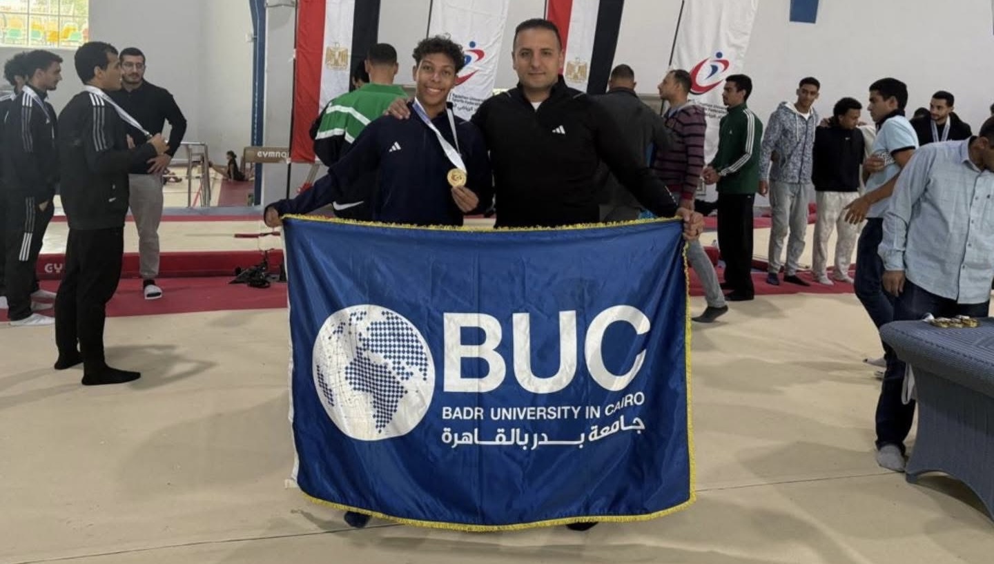IMG 6539 بدر جامعة بدر تهنئ طالبها يوسف جمال مطر بالفوز بالمركز الأول في بطولة الجامعات المصرية للجمباز موقع في الجامعة
