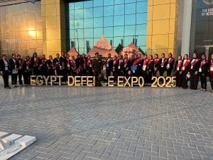 IMG 6679 السويس طلاب جامعة قناة السويس يشاركون في زيارة ميدانية لمعرض "إيديكس 2025" موقع في الجامعة