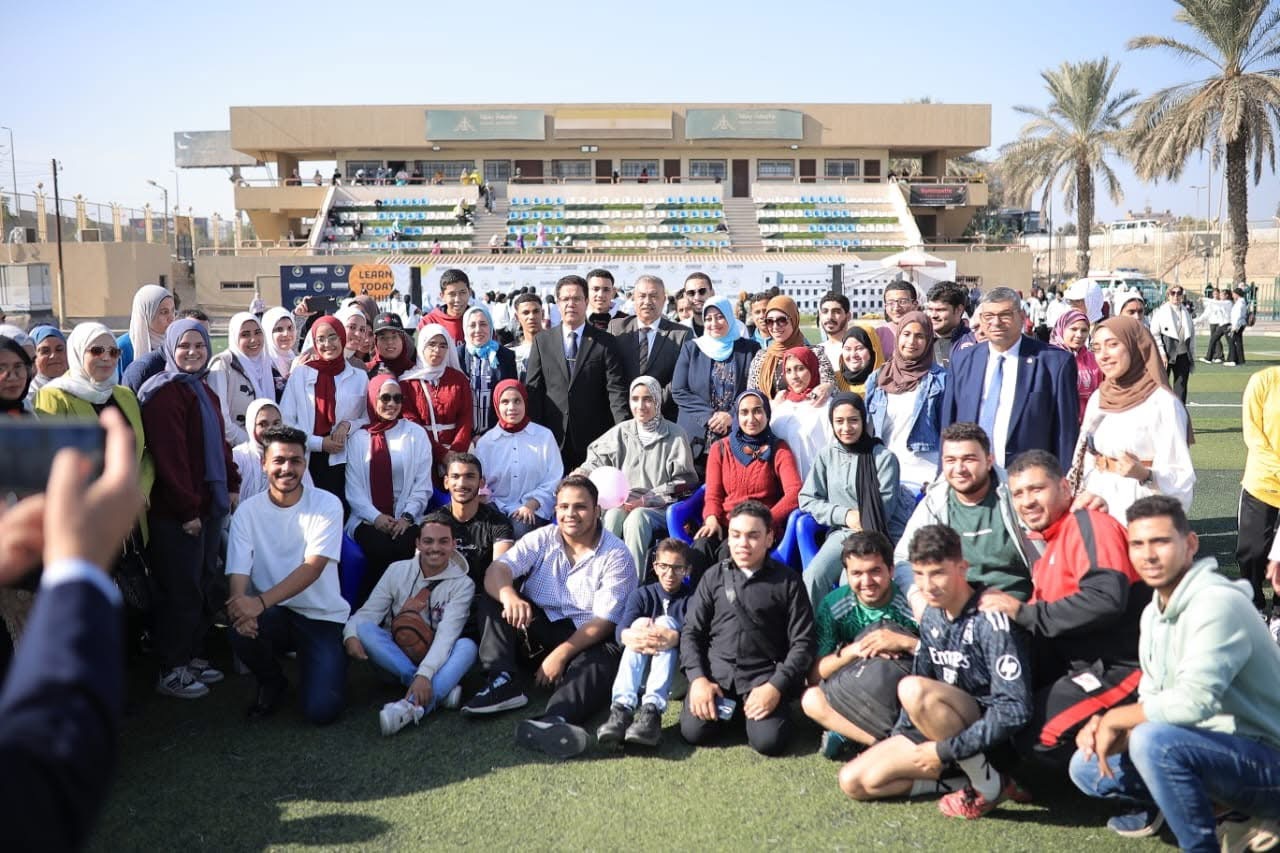 IMG 6714 الهندسة رئيس جامعة بنها يشهد احتفالية الجامعة باليوم العالمي للأشخاص ذوي الإعاقة موقع في الجامعة
