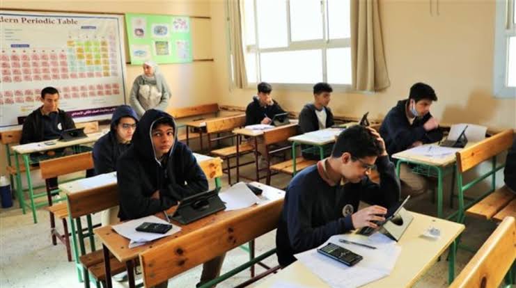 IMG 6863 تسجيل استمارة الشهادة الإعدادية 2026 التعليم تكشف رسوم استمارة الإعدادية 2026 وتحذّر الطلاب من أخطاء التسجيل موقع في الجامعة