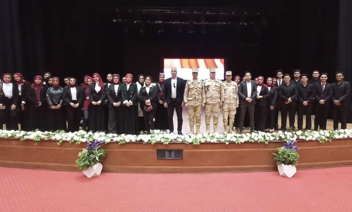 IMG 7261 دمنهور طلاب جامعة دمنهور يزورون قاعدة محمد نجيب ضمن برامج وزارة الشباب موقع في الجامعة
