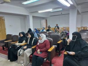 IMG 7293 السويس جامعة قناة السويس تطلق برامج تدريبية لتعزيز الوعي الصحي والتنمية المستدامة لمعلمي الكبار موقع في الجامعة
